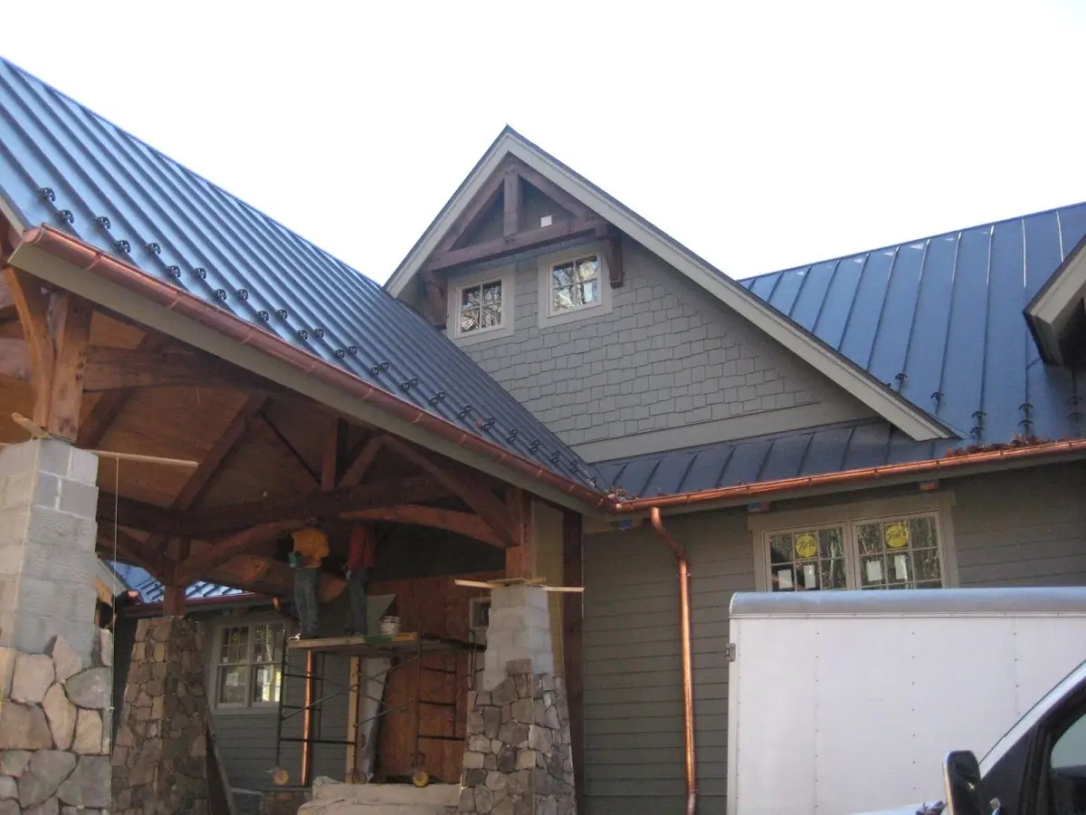 Craftsman Roofing team delivering quality roofing work in Fisher - Mill Plain - Fisher's Village